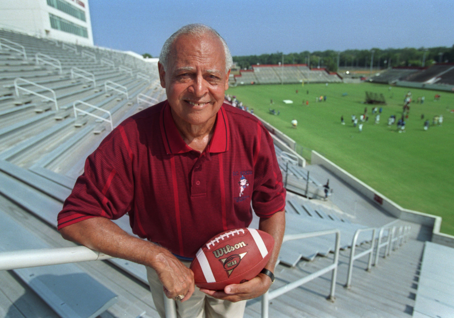 Willie Jeffries to coach in Medal of Honor Bowl (copy)